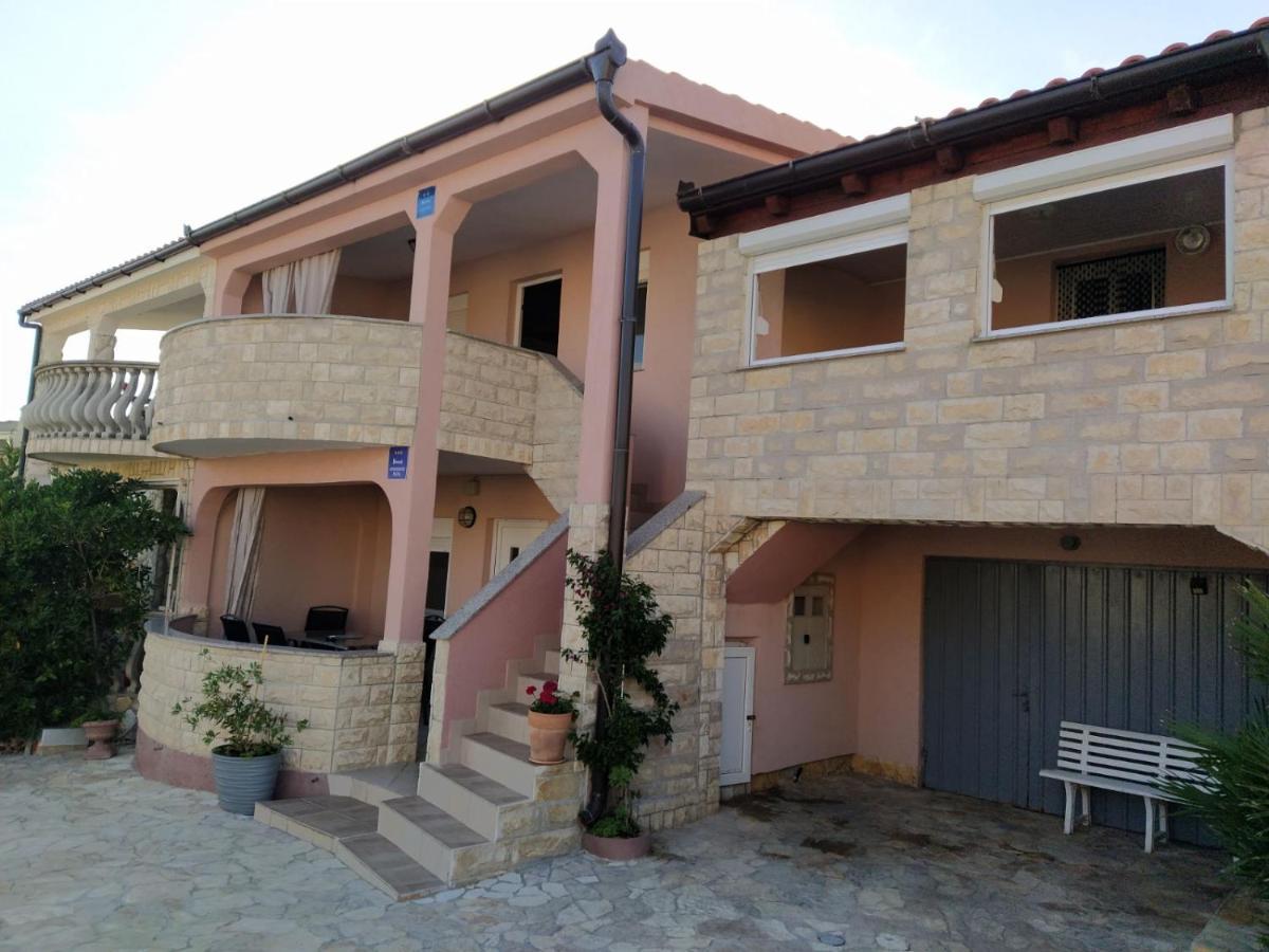 Apartmani Ruza Vir Exterior photo